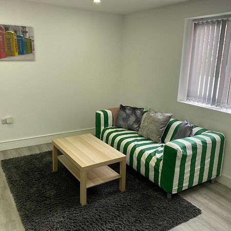 Adbolton House Apartments - Sleek, Stylish, Brand New & Low Carbon نوتينغهام الغرفة الصورة